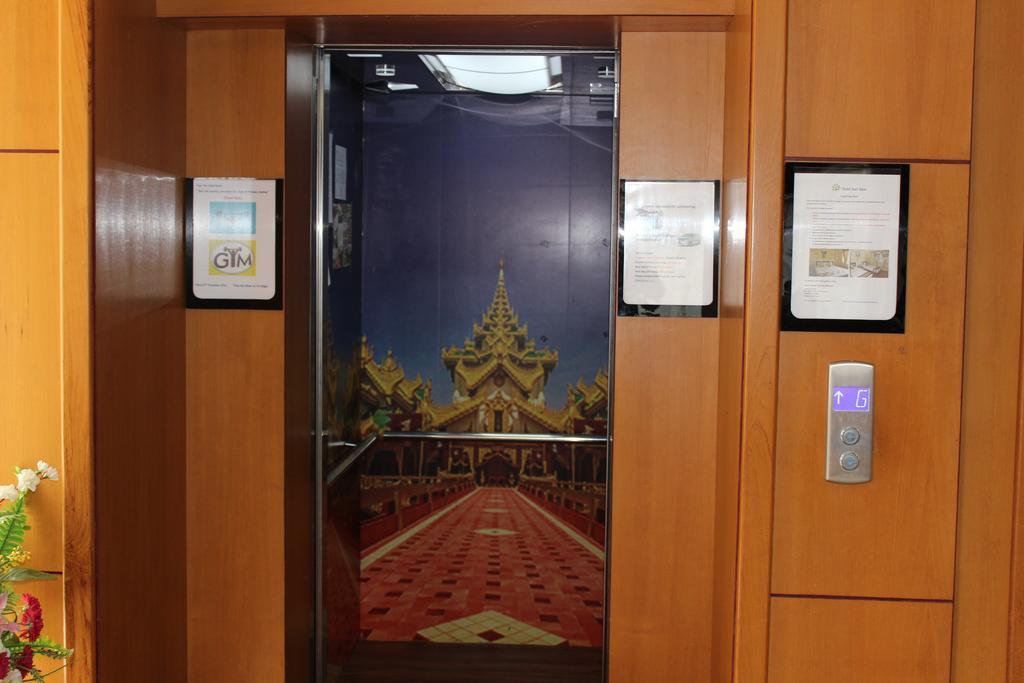 Hotel Kan Kaw Yangón Exterior foto